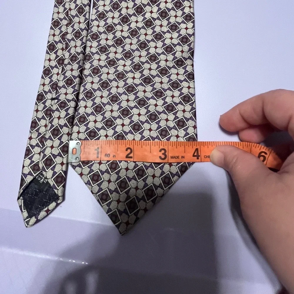 Christian Dior Monsieur Silk Tie Purple Geometric Medallion Made in USA 4 Inch